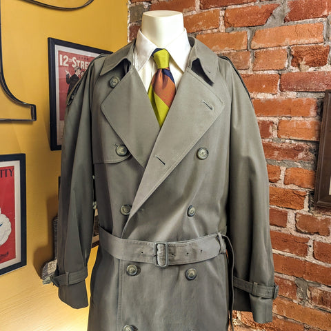 1970s London Fog Overcoat Vintage Men's Double Breasted Gray-Green Long Trench Coat with Belt Removeable Winter Lining - Size 42 (LARGE)
