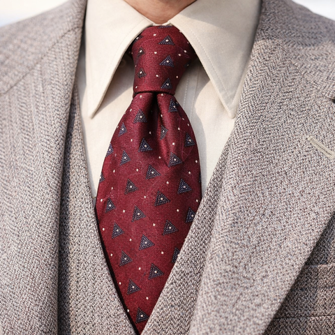 1970s Burgundy Polyester Tie Men's Vintage Disco Era 70s Textured Polyester Super Wide Necktie with woven abstract designs by Towncraft