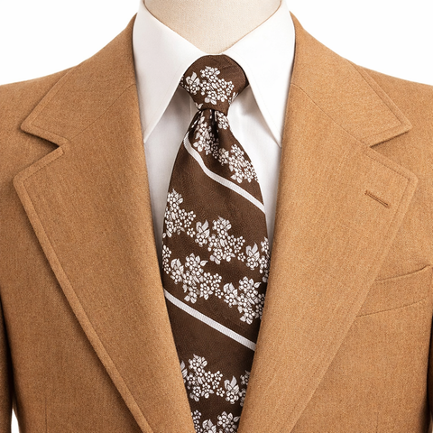 1970s Floral Necktie Men's Vintage Disco Era Wide Brown Polyester Tie with Woven White Flower Designs by Monsieur Cravatieur