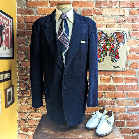 1970s-80s Navy Blue Corduroy Blazer Vintage Men's Blue 100% Cotton Corduroy Suit Jacket / Sport Coat from The Men's Store - Size 46 (XL)