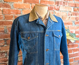 1980s Vintage WRANGLER Men's Authentic Western Cowboy Style Denim Trucker Jean Jacket with Corduroy Collars Blanket Lined - Size 38 (MEDIUM)