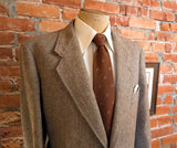 1970s-80s Wool Tweed Herringbone Blazer Vintage Men's Brown & Beige Wool Suit Jacket / Sport Coat from The Men's Store - Size 46 (XL)