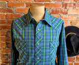 1990s Vintage WRANGLER Plaid Western Shirt Men's Blue & Green Cowboy Style Long Sleeve Pearl Snap Shirt - Size XL