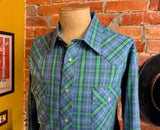 1990s Vintage WRANGLER Plaid Western Shirt Men's Blue & Green Cowboy Style Long Sleeve Pearl Snap Shirt - Size XL