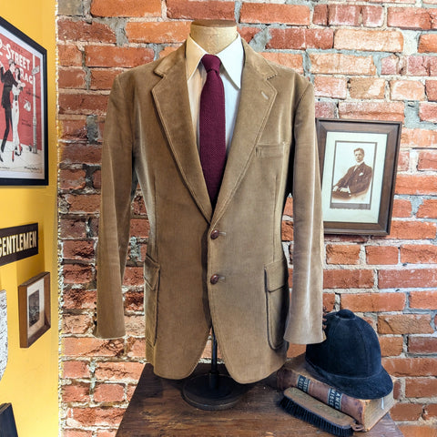 1970s-80s Vintage Brown Corduroy Suit Jacket / Blazer Men's Vintage Sport Coat with leather elbow patches by New Traditions - Size 46R (XL)
