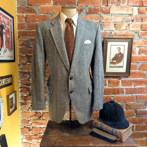 1970s Vintage 100% Wool Tweed Suit Jacket Men's Gray, Brown & Blue Sport Coat with leather elbow patches by Kuppenheimer - Size 42 (LARGE)