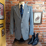 1970s Vintage Blue Plaid Men's Suit Jacket Blue & White Soft Woven Wool Blend Blazer / Sport Coat by Walton Clothes - Size 42 Long (LARGE)