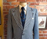 1970s Vintage Blue Plaid Men's Suit Jacket Blue & White Soft Woven Wool Blend Blazer / Sport Coat by Walton Clothes - Size 42 Long (LARGE)