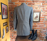 1970s Vintage Blue Plaid Men's Suit Jacket Blue & White Soft Woven Wool Blend Blazer / Sport Coat by Walton Clothes - Size 42 Long (LARGE)