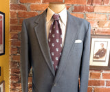 1970s Gray Polyester Suit Jacket Vintage Men's Woven Textured Grey Sport Coat labeled The JCPenney Comfort Blazer - Size 46 Long (XL)