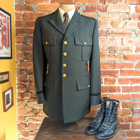 1970s U.S. Military Officer's Uniform Vintage Men's Green Polyester United States Army Jacket by Patriot Weintraub Bros. - Size 40L (MEDIUM)