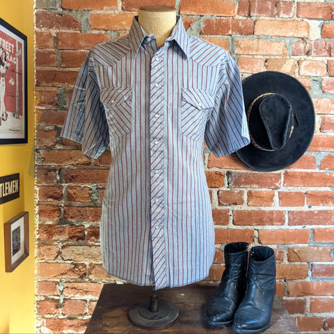 1980s Vintage WRANGLER Striped Western Shirt Men's Gray & Burgundy Red Cowboy Style Short Sleeve Pearl Snap Shirt - Size XL Tall