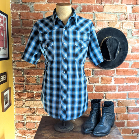 1990s Vintage WRANGLER Western Shirt Men's Cowboy Style Blue, Black & Gray Plaid Short Sleeve Pearl Snap Shirt - Size XL