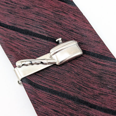 1960s Frying Pan Tie Clip Silver Tone Metal Chef's Tie Clip / Tie Clasp with Sauce Pan / Lidded Pot or Skillet Gift for Chefs