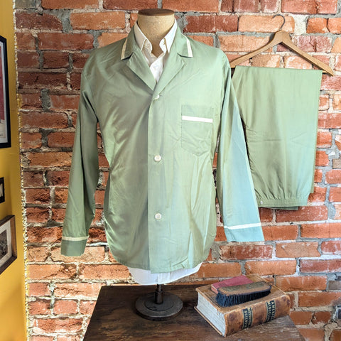1960s Men's Pajamas 2 Piece Men's Vintage Mint Green Pajama Top and Pants by Bond Fifth Avenue - Size C (MEDIUM)