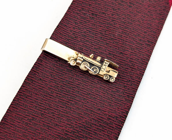 1950s-1960s Vintage Swank Train Tie Clip Gold Tone Metal Mid Century Antique Steam Locomotive Railroad Necktie Accessory for Skinny Ties