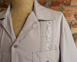 1990s Vintage Men's Light Gray Guayabera Mexican Beach Wedding Shirt – Size XL