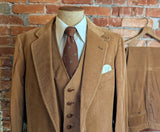 1980s 3 Piece Corduroy Suit Mens Camel Brown English Country Style, Dark Academia, Professor Blazer, Vest & Pants/Trousers - Size 44 (LARGE)