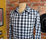 2000s Vintage Wrangler Western Shirt Y2K Pearl Snap Long Sleeve Cowboy Shirt with Black & Shite Plaid Pattern - Size LARGE