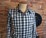 2000s Vintage Wrangler Western Shirt Y2K Pearl Snap Long Sleeve Cowboy Shirt with Black & Shite Plaid Pattern - Size LARGE