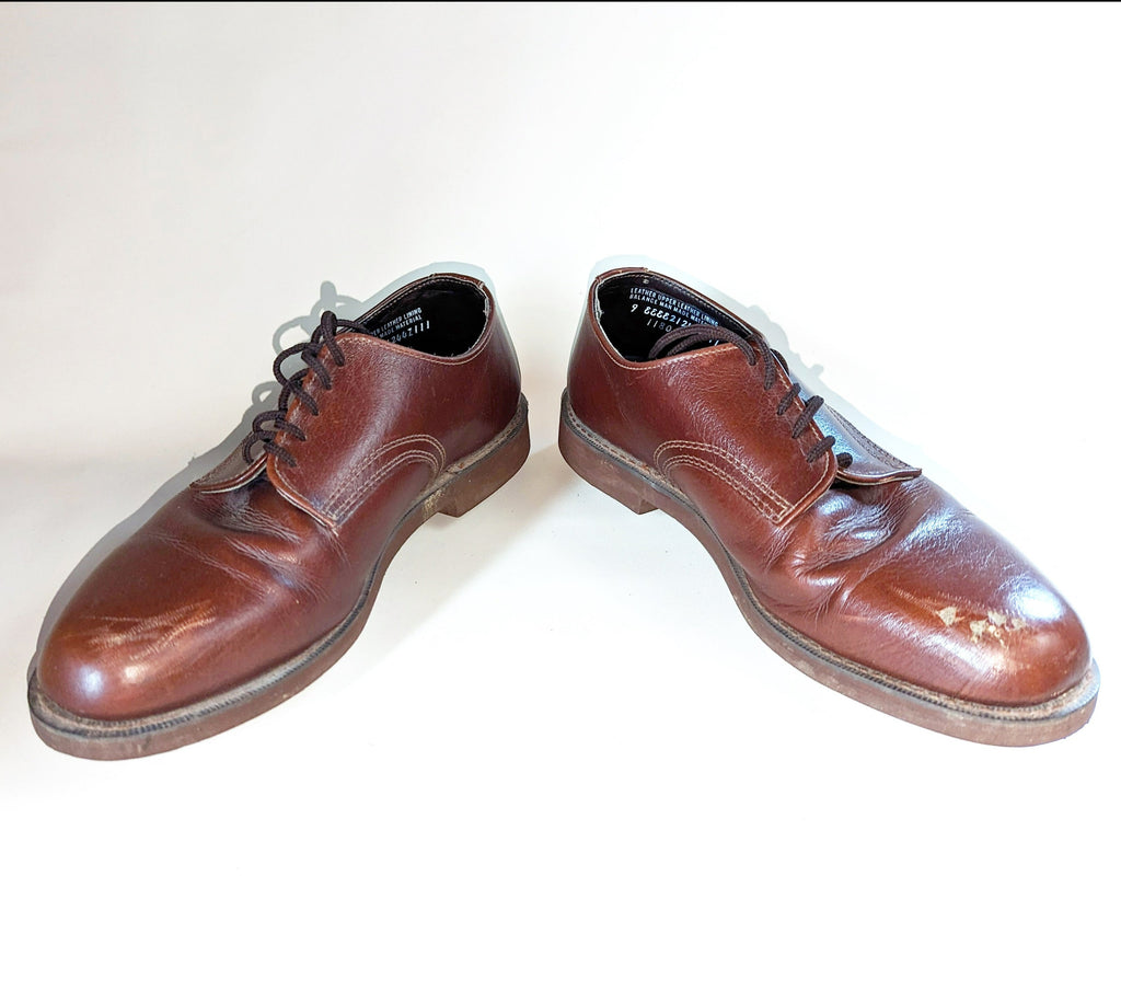 1970s Vintage Shoes Brown Leather with Steel Cleats / The Naked Man